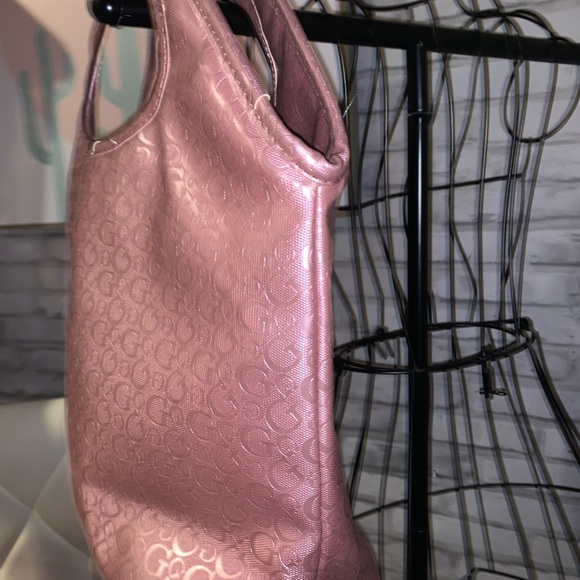 COPY - Guess Pink Lunch Bag - Picture 5 of 5